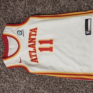 Tre Young Atlanta Hawks White Basketball Jersey (youth medium)